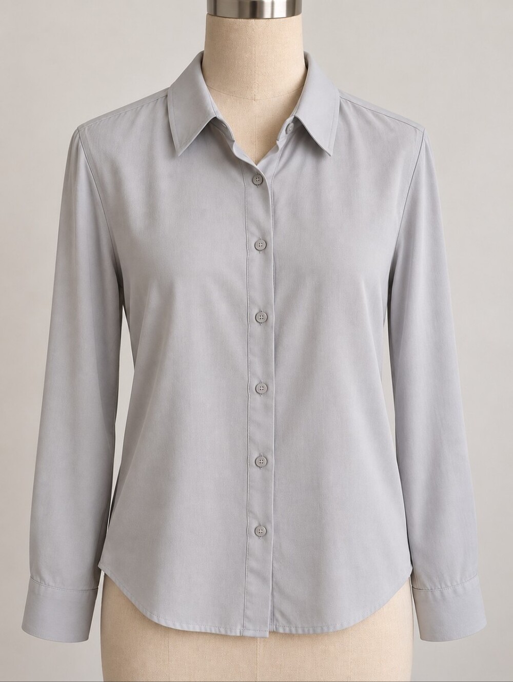 Uniqlo Women’s Light Gray Long Sleeve Button-Up Blouse Size Small